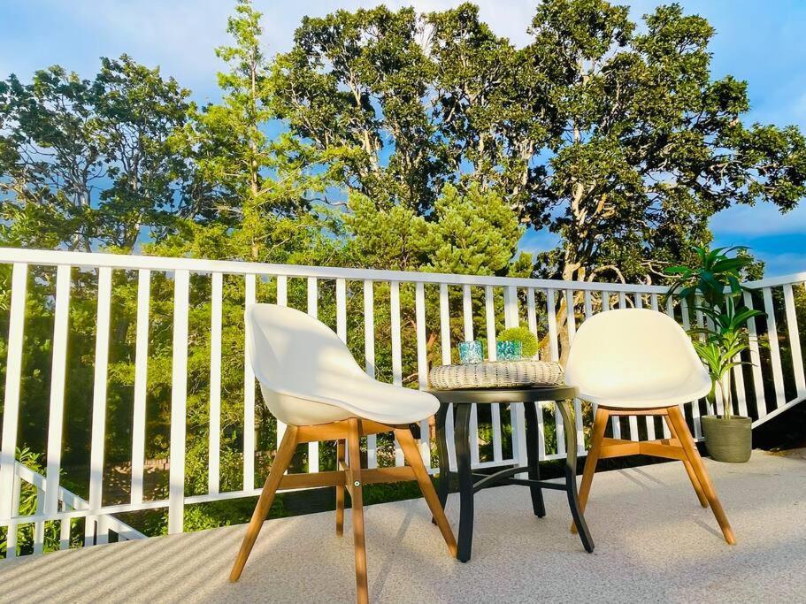 Stylish Cozy One Bedroom Studio With Free Parking Victoria Ngoại thất bức ảnh